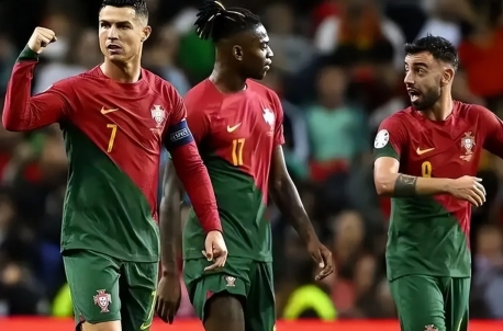 欧冠抽签仪式直播